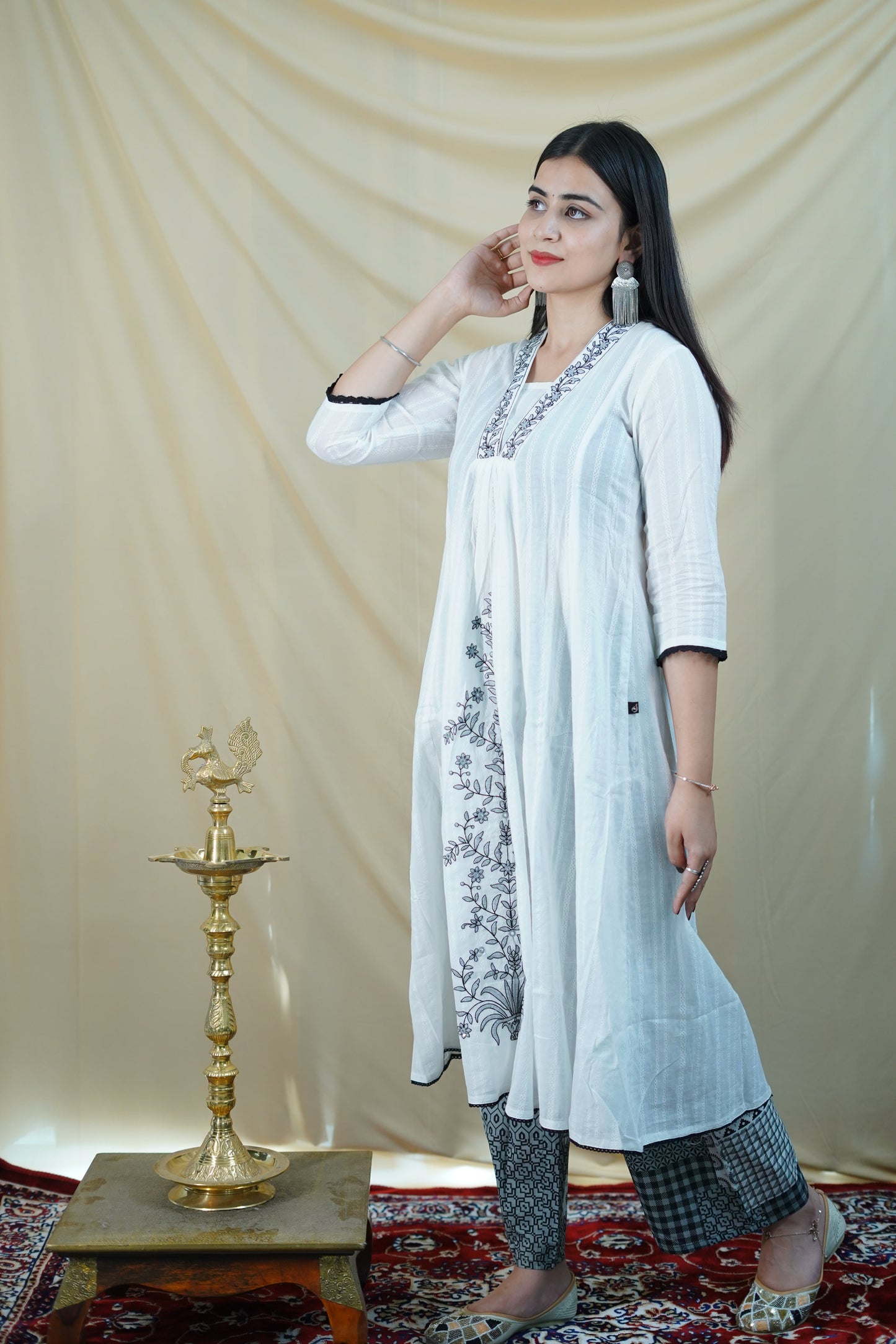 Kalakriti black & white Co-Ord set