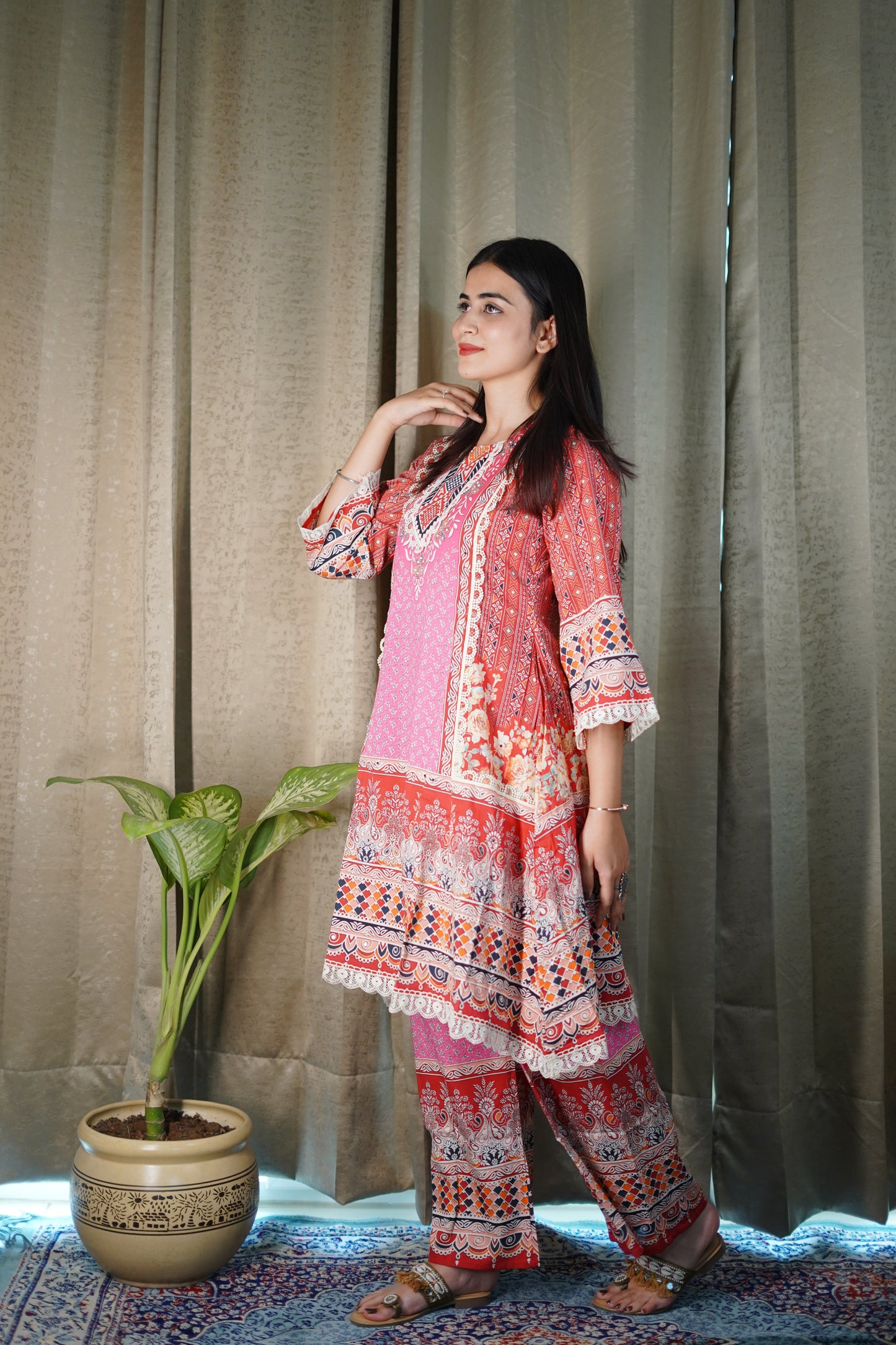 Saundarya pink printed suit set