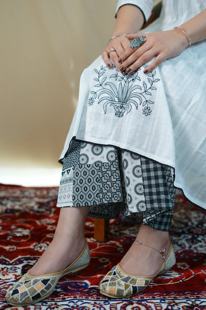 Kalakriti black & white Co-Ord set