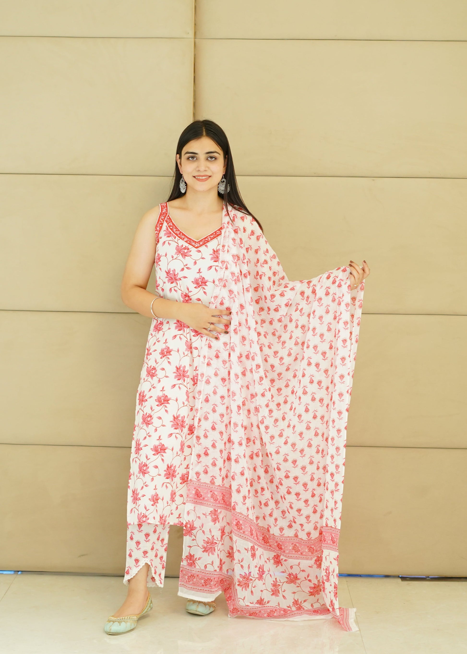 Pink floral strappy cotton suit set